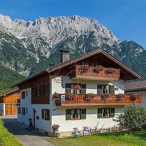  Apartment Braun