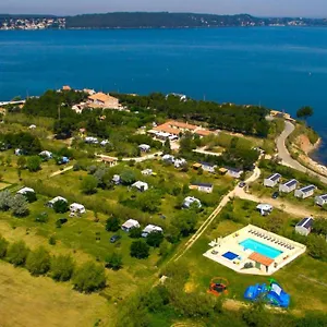 https://camping-tikayan-felix-de-la-bastide.fr-provencehotel.com